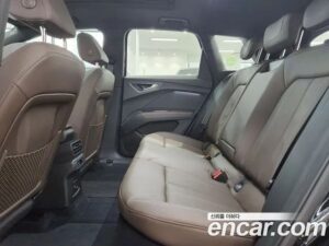 Audi Q4 e-TRON 40 Premium 2022 года из Южной Кореи