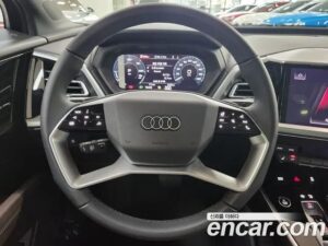 Audi Q4 e-TRON 40 Premium 2022 года из Южной Кореи
