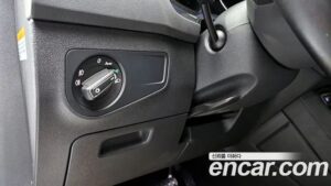 Volkswagen Tiguan 2.0 TDI Premium 2020 года из Южной Кореи