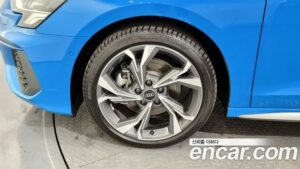 Audi A3 40 TFSI Premium 2022 года из Южной Кореи