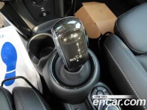 Mini Cooper 5Door MULTITONE Edition 2023 года из Южной Кореи