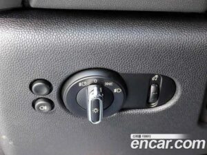 Mini Cooper 5Door MULTITONE Edition 2023 года из Южной Кореи