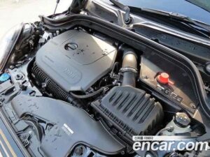 Mini Cooper 5Door MULTITONE Edition 2023 года из Южной Кореи