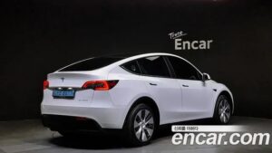 Tesla Model Y LONG RANGE 2021 года из Южной Кореи