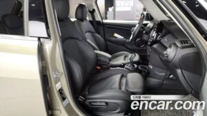 Mini Cooper 5Door HIGH 2021 года из Южной Кореи