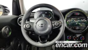 Mini Cooper 5Door HIGH 2021 года из Южной Кореи