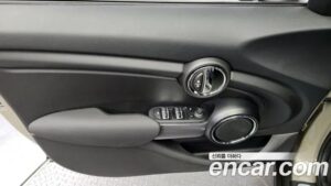 Mini Cooper 5Door HIGH 2021 года из Южной Кореи