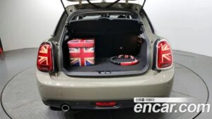 Mini Cooper 5Door HIGH 2021 года из Южной Кореи