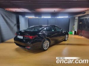 Toyota Avalon 2.5 HYBRID 2021 года из Южной Кореи