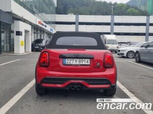 Mini Cooper Convertible CLASSIC 2022 года из Южной Кореи
