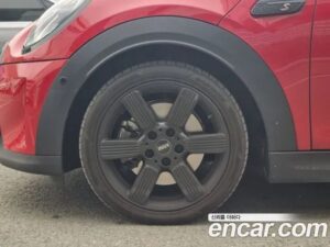 Mini Cooper Convertible CLASSIC 2022 года из Южной Кореи