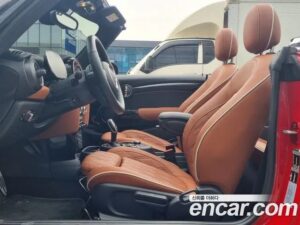 Mini Cooper Convertible CLASSIC 2022 года из Южной Кореи