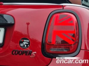 Mini Cooper Convertible CLASSIC 2022 года из Южной Кореи