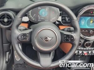 Mini Cooper Convertible CLASSIC 2022 года из Южной Кореи