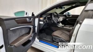 Audi A7 50 TDI 4WD Premium 2022 года из Южной Кореи