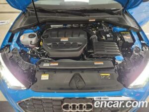 Audi A3 40 TFSI Premium 2022 года из Южной Кореи