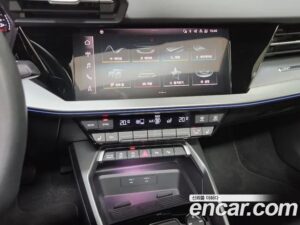 Audi A3 40 TFSI Premium 2022 года из Южной Кореи