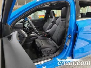 Audi A3 40 TFSI Premium 2022 года из Южной Кореи