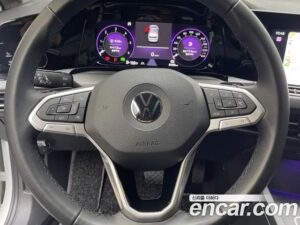 Volkswagen Golf 2.0 TDI Prestige 2022 года из Южной Кореи
