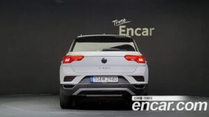 Volkswagen T-Roc 2.0 TDI Style 2022 года из Южной Кореи