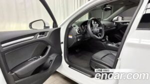 Audi A3 40 TFSI 2020 года из Южной Кореи