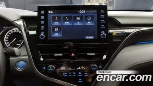 Toyota Camry 2.5 LE HYBRID 2022 года из Южной Кореи