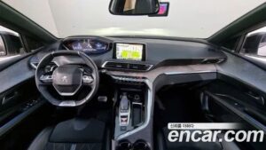 Peugeot 5008 2.0 BlueHDi GT 2020 года из Южной Кореи