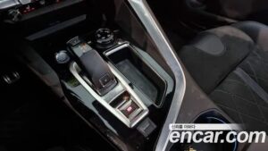 Peugeot 5008 2.0 BlueHDi GT 2020 года из Южной Кореи