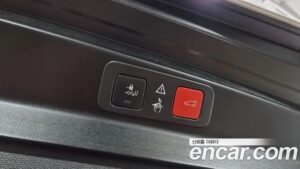 Peugeot 5008 2.0 BlueHDi GT 2020 года из Южной Кореи