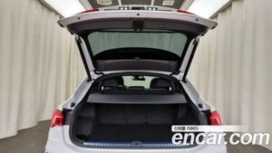 Audi Q3 35 TDI Premium Sportback 2022 года из Южной Кореи