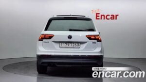 Volkswagen Tiguan 2.0 TDI 4motion Prestige 2020 года из Южной Кореи