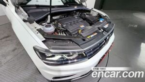 Volkswagen Tiguan 2.0 TDI 4motion Prestige 2020 года из Южной Кореи