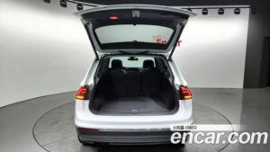 Volkswagen Tiguan 2.0 TDI 4motion Prestige 2020 года из Южной Кореи
