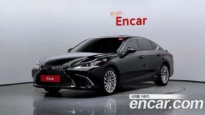 Lexus ES Luxury Plus 2020 года из Южной Кореи