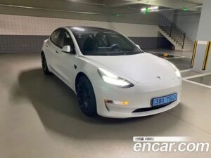 Tesla Model 3 Performance 2022 года из Южной Кореи