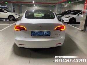 Tesla Model 3 Performance 2022 года из Южной Кореи