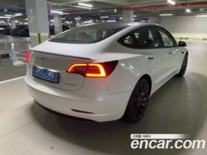 Tesla Model 3 Performance 2022 года из Южной Кореи