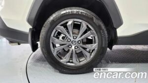 Toyota RAV4 2.5 2WD HYBRID 2022 года из Южной Кореи