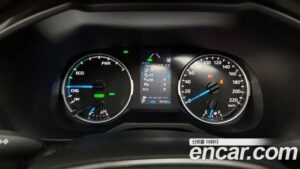 Toyota RAV4 2.5 2WD HYBRID 2022 года из Южной Кореи