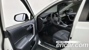 Toyota RAV4 2.5 2WD HYBRID 2022 года из Южной Кореи