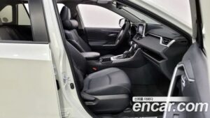 Toyota RAV4 2.5 2WD HYBRID 2022 года из Южной Кореи