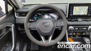 Toyota RAV4 2.5 2WD HYBRID 2022 года из Южной Кореи