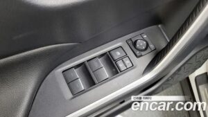 Toyota RAV4 2.5 2WD HYBRID 2022 года из Южной Кореи
