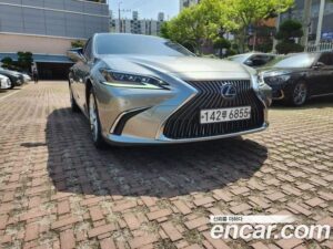 Lexus ES Executive 2021 года из Южной Кореи