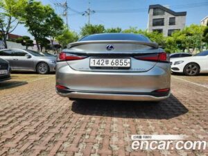 Lexus ES Executive 2021 года из Южной Кореи