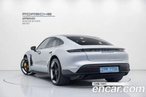 Porsche Taycan Turbo S 2021 года из Южной Кореи