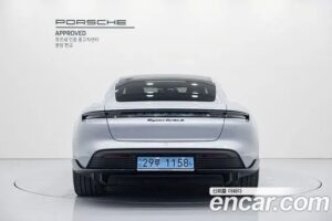 Porsche Taycan Turbo S 2021 года из Южной Кореи