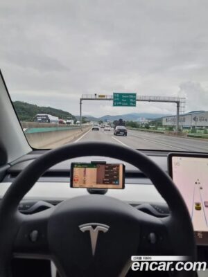 Tesla Model Y Performance 2022 года из Южной Кореи