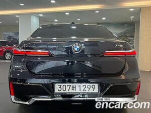 BMW 7-Series 740i sDrive M Sport 2023 года из Южной Кореи