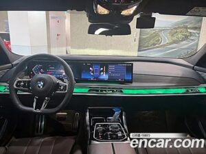 BMW 7-Series 740i sDrive M Sport 2023 года из Южной Кореи